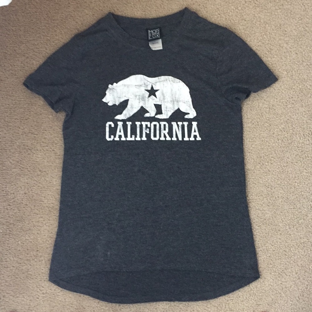 “California” t-shirt